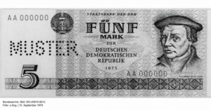 5-Mark-Schein der DDR mit dem Bildnis Thomas Müntzers
