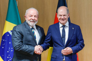 Lula und Olaf Scholz in Brüssel, Juli 2023