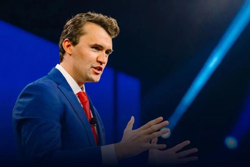 Vor einem Jahr: Charlie Kirks Ermordung hat gezeigt, wer die Feinde der Meinungsfreiheit sind - Täter-Opfer-Umkehr im ÖRR und Teilen des linken Milieus 1 Charlie Kirk
