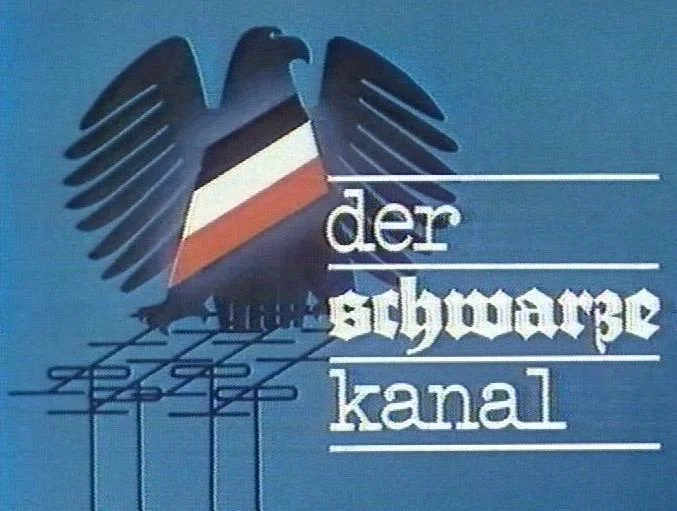 Politische Verfolgung in Deutschland 1 Logo der DDR-Sendung "Der schwarze Kanal" in einer Version ab den 1980er-Jahren